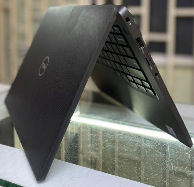 Dell Latitude 7300 Side View