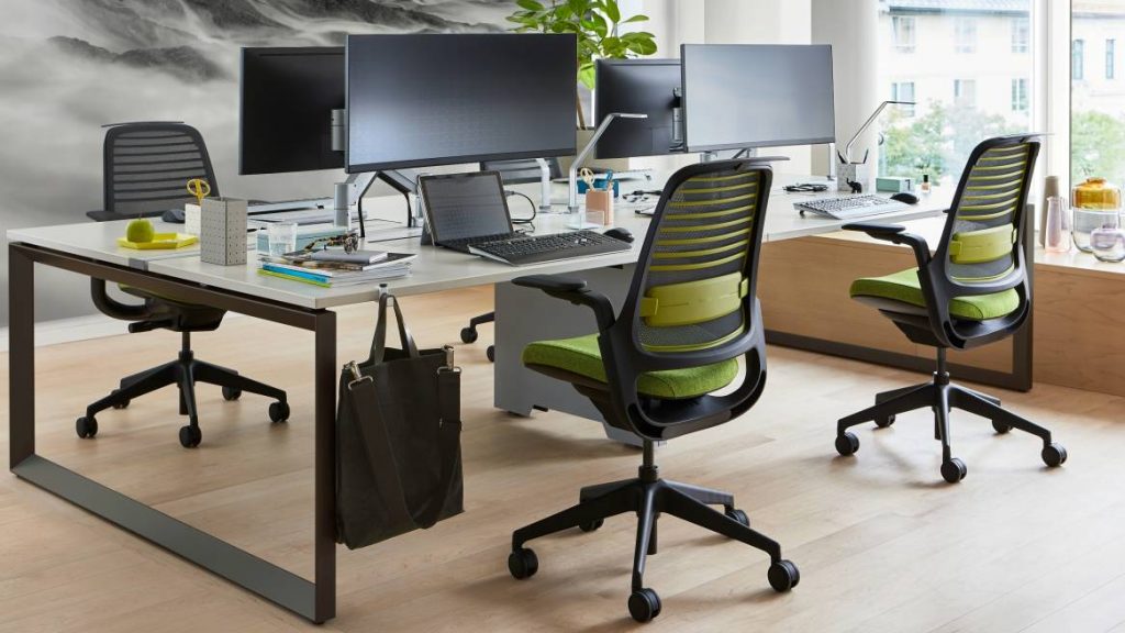 Effective IT Infrastructure Consulting Services Result in an Organized Workstation