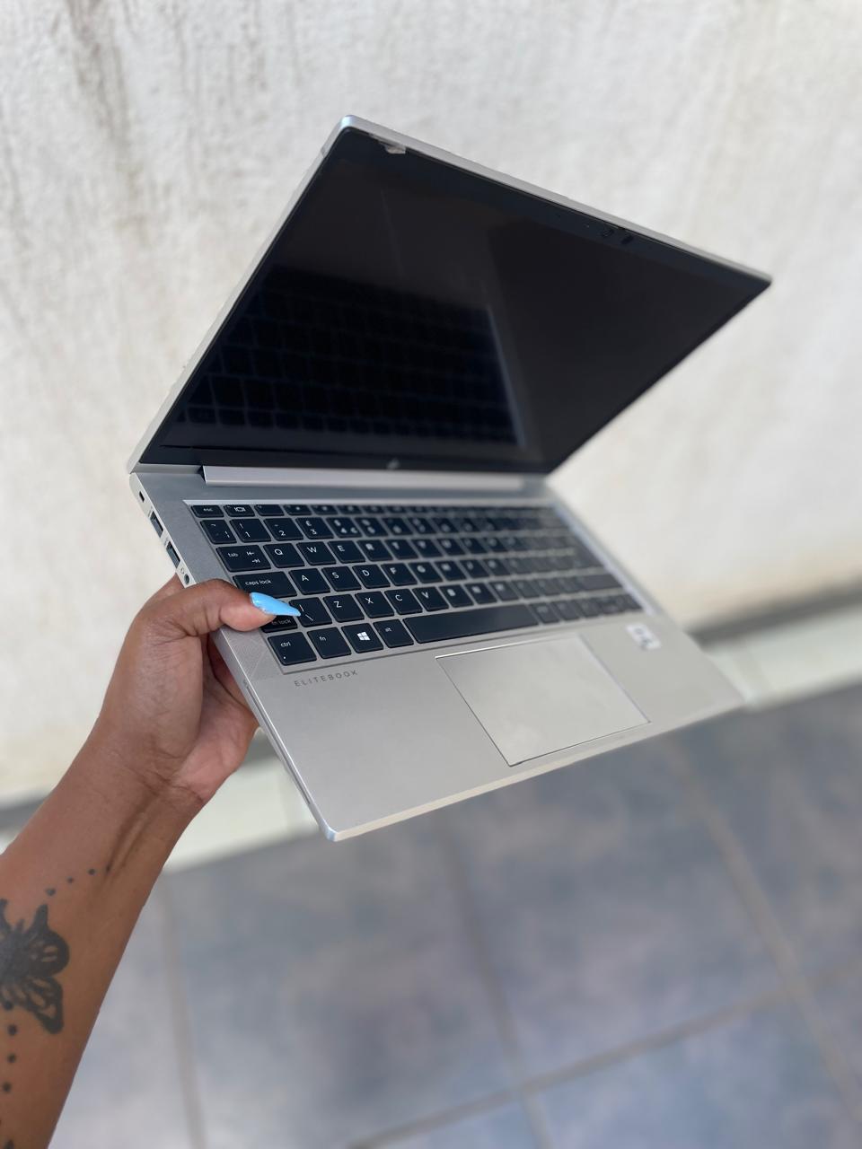 HP Elitebook 830 g7 - Image 3