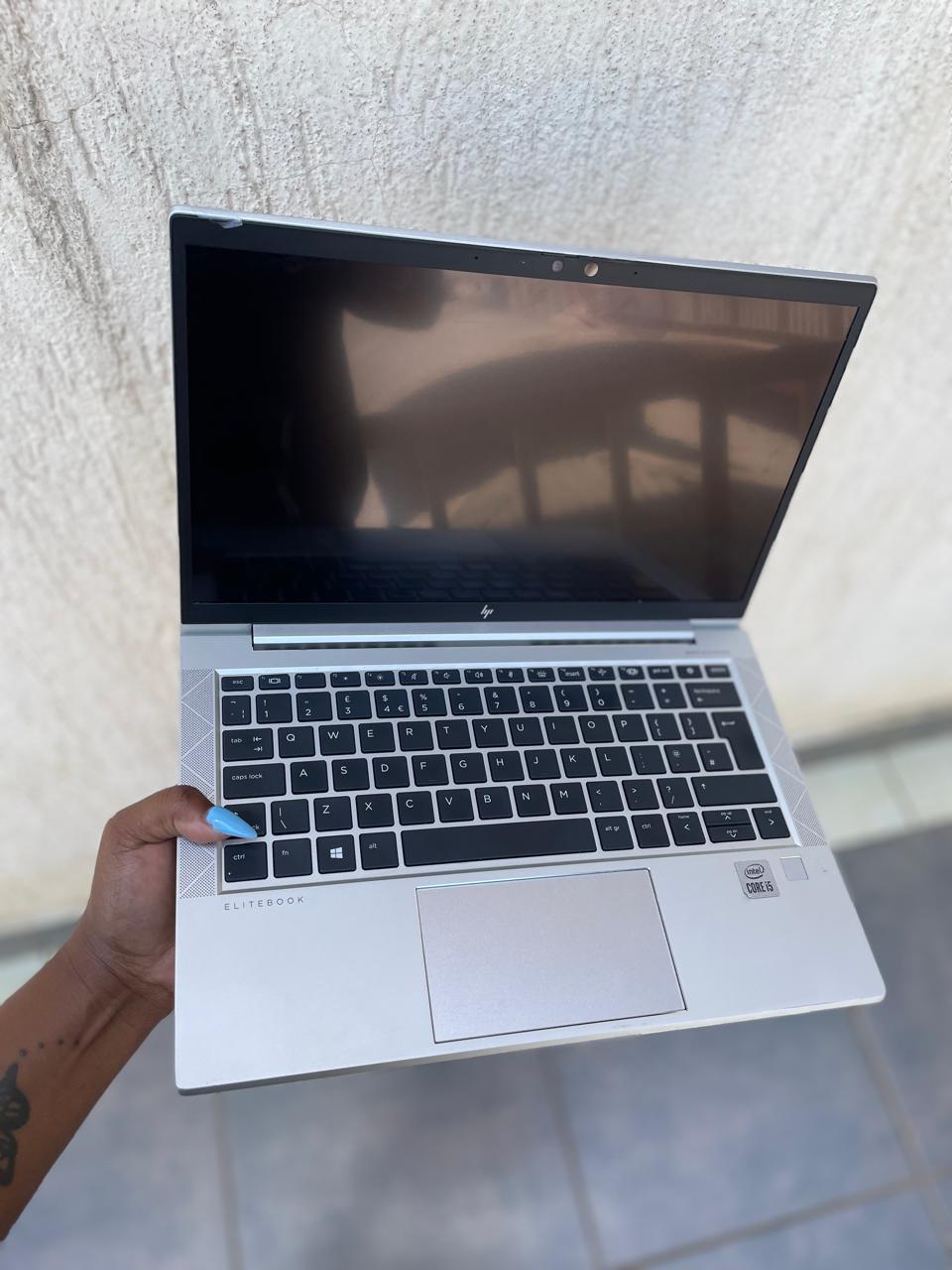 HP Elitebook 830 g7